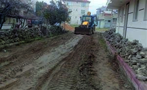 Yol Çalışmaları Cumhuriyet Mahallesi’nde Devam Ediyor