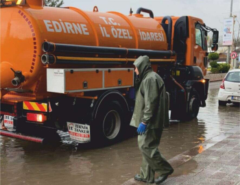 ilçemiz Belediyesi Sağanak Yağışa Karşı Teyakkuza Geçti