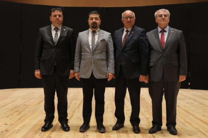 CHP, ADAYLARINI AKM’DE TANITTI