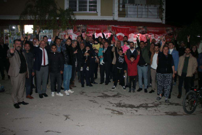 MHP YENİİMARET’TE ADAY TANITTI