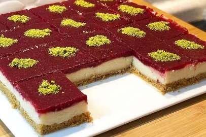 VİŞNELİ YALANCI CHEESECAKE