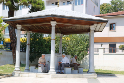 AŞIRI SICAKLARDA İÇECEK TÜKETİMİNE DİKKAT