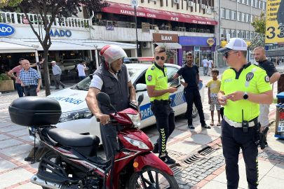 SARAÇLAR CADDESİ'NDE TRAFİK DENETİMİ