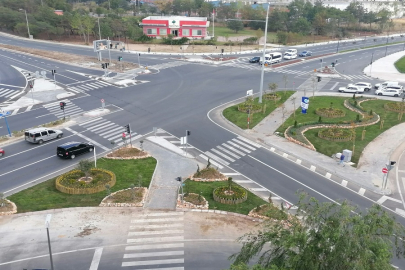 CENGİZ TOPEL CADDESİ VE NARİN KAVŞAĞI YENİLENDİ