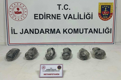 EDİRNE'DE 3 KİLOGRAM UYUŞTURUCU ELE GEÇİRİLDİ