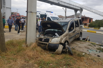 KEŞAN’DAKİ KAZADA SÜRÜCÜ VE EŞİ YARALANDI