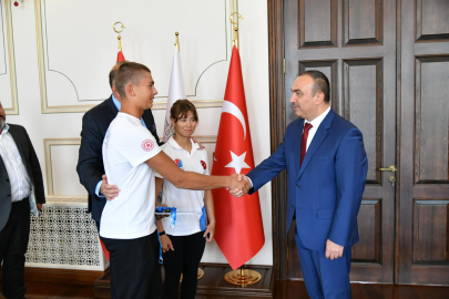 YELKEN SPOR KULÜBÜNDEN SOYTÜRK’E ZİYARET