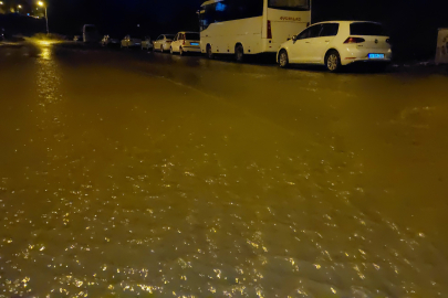 TEKİRDAĞ'DA SOKAKLAR DEREYE DÖNDÜ