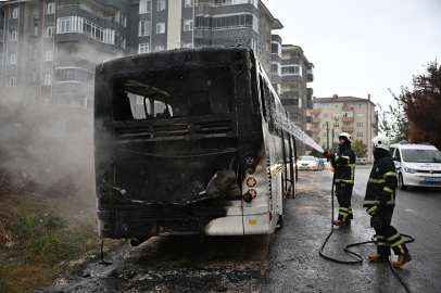 EDİRNE'DE OTOBÜSTE YANGIN ÇIKTI