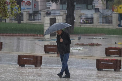 Tekirdağ’da sağanak etkili oluyor