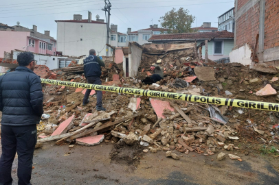 Edirne’de metruk bina çöktü: 2 yaralı