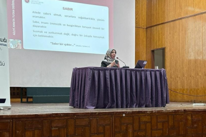 Edirne'de Aileyi Ayakta Tutan Değerler Konferansı düzenlendi