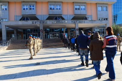 Yakalanan 12 kişiden 10’u tutuklandı