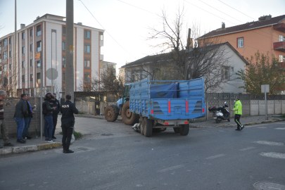 Traktörle elektrikli bisiklet çarpıştı: 1 yaralı