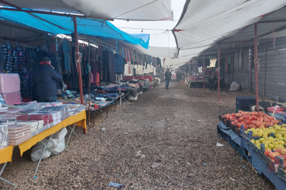 Yeni yılın ilk Çarşamba Pazarı boş kaldı