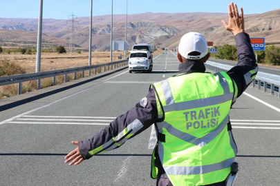 Trafik denetimleri sürüyor