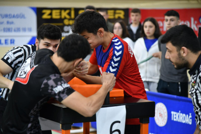 Tekirdağ’da bilek güreşi müsabakaları düzenlendi