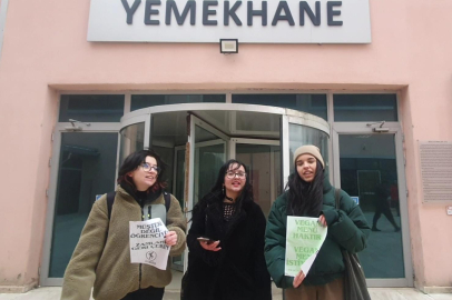 Üniversitede ucuz yemek ve vegan menü eylemi