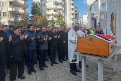 Prof. Özçelik son yolculuğuna uğurlandı