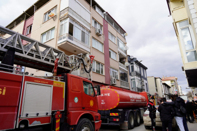 Edirne'de bir apartmanın giriş katında yangın çıktı