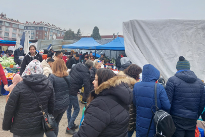 Cumartesi Pazarı’nda yoğun bir gün