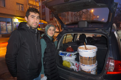 Edirne'ye yerleşen depremzede yöresel ürünlerle geçimini sağlıyor