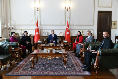 Dr. Sadık Ahmet’in eşi Işık Ahmet, Soytürk’ü ziyaret etti