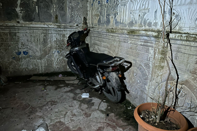 17 yaşındaki motosiklet hırsızları tutuklandı
