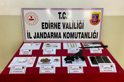 Jandarmadan uyuşturucu tacirlerine darbe