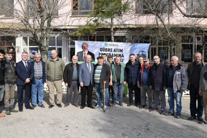 Tekirdağ’da gübre dağıtımı gerçekleştirdi