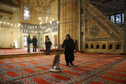 Edirne'deki selatin camiler Ramazan’a hazır