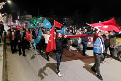 Sakarya’ya Akalın ve Engin’den destek