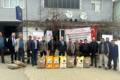 Malkara’da yerli ayçiçeği tohumu dağıtımı