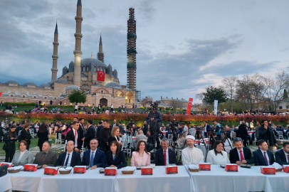 Selimiye’de 5 bin kişilik iftar