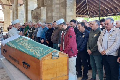 Esenkal son yolculuğuna uğurlandı