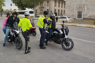 Motorculara yelek “uygulaması”