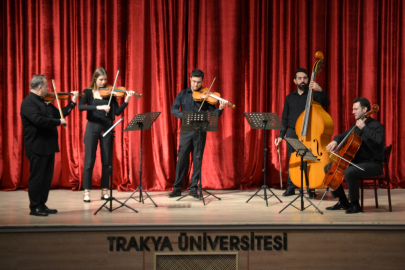 Uluslararası Balkan Keman Festivali başladı