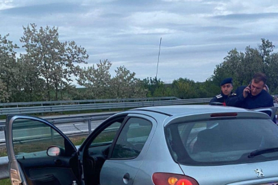 Kırklareli'nde bariyere çarpan otomobilin sürücüsü öldü