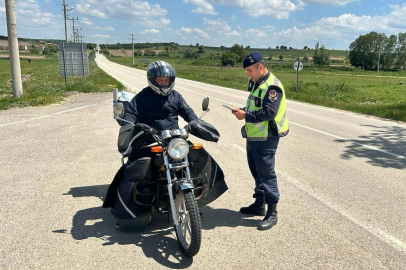 Jandarmadan motosiklet sürücülerine bilgilendirme