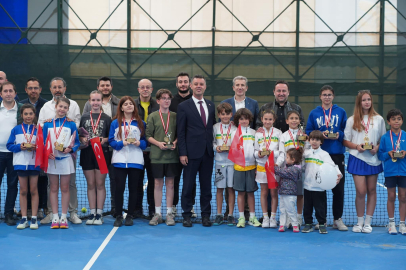 Çorlu’da Tenis Turnuvası Düzenlendi