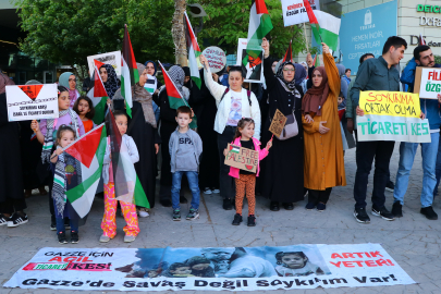 Tekirdağ'da İsrail'in Gazze'ye Yönelik Saldırıları Protesto Edildi