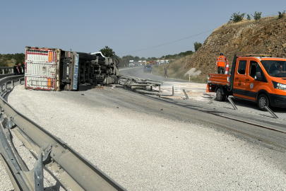 Kırklareli'nde TIR Devrildi: 1 Ölü, 1 Yaralı