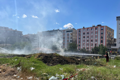 Boş Arazide Yangın Çıktı