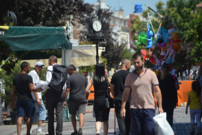 Saraçlar Caddesi’nde Kırkpınar Hareketliliği