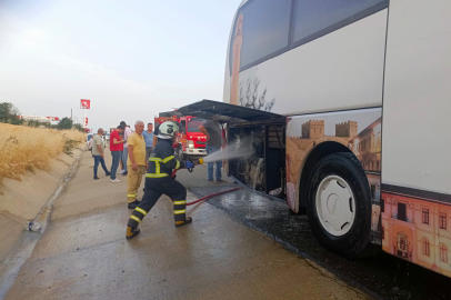 Edirne'de Seyir Halindeki Otobüsün Motoru Yandı