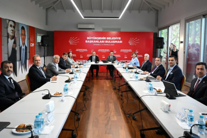 Büyükşehir Belediye Başkanları İstanbul'da Bir Araya Geldi