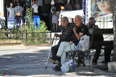 Edirne’de Sıcak Hava İnsanlar ve Hayvanları Olumsuz Etkiliyor