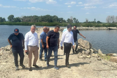 Meriç Nehri'ne Deniz Suyu Karışmaması İçin Set Çekildi