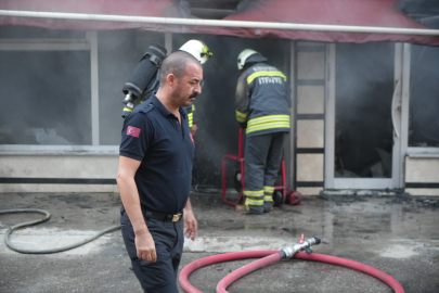 Edirne’de Bakım ve Onarım Servisi Alevlere Teslim Oldu