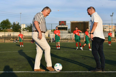 Lüleburgaz'da Yaz Akşamları Yıldızları Futbol Turnuvası Çetin Öten Kupası başladı